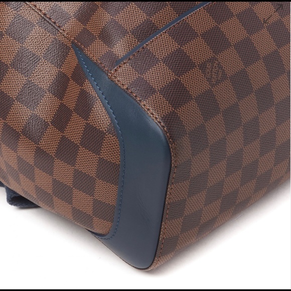 Louis Vuitton Damier Ebene Runner Backpack in excellent condition - come… - Picture 6 of 8